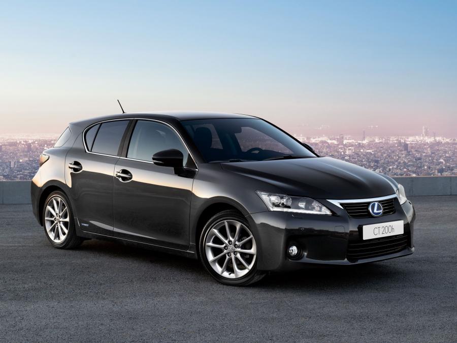  Lexus CT200h 2010 года  (EU) (фото 11 из 15)